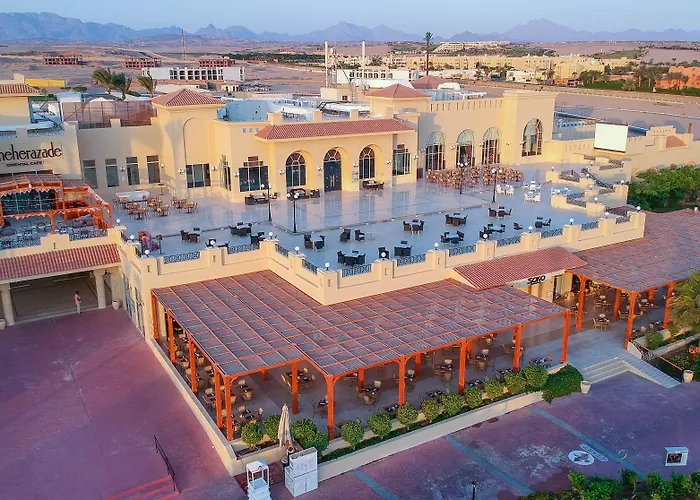 Cleopatra Luxury Makadi Bay - Adults Only Resort 5*