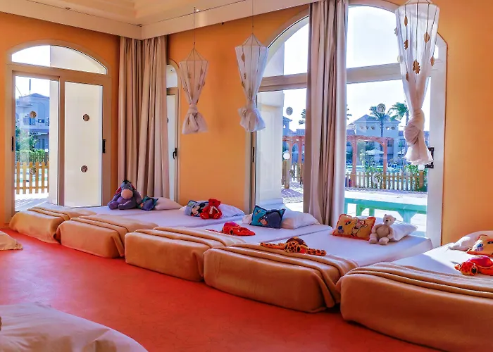 Cleopatra Luxury Makadi Bay - Adults Only Resort 5*